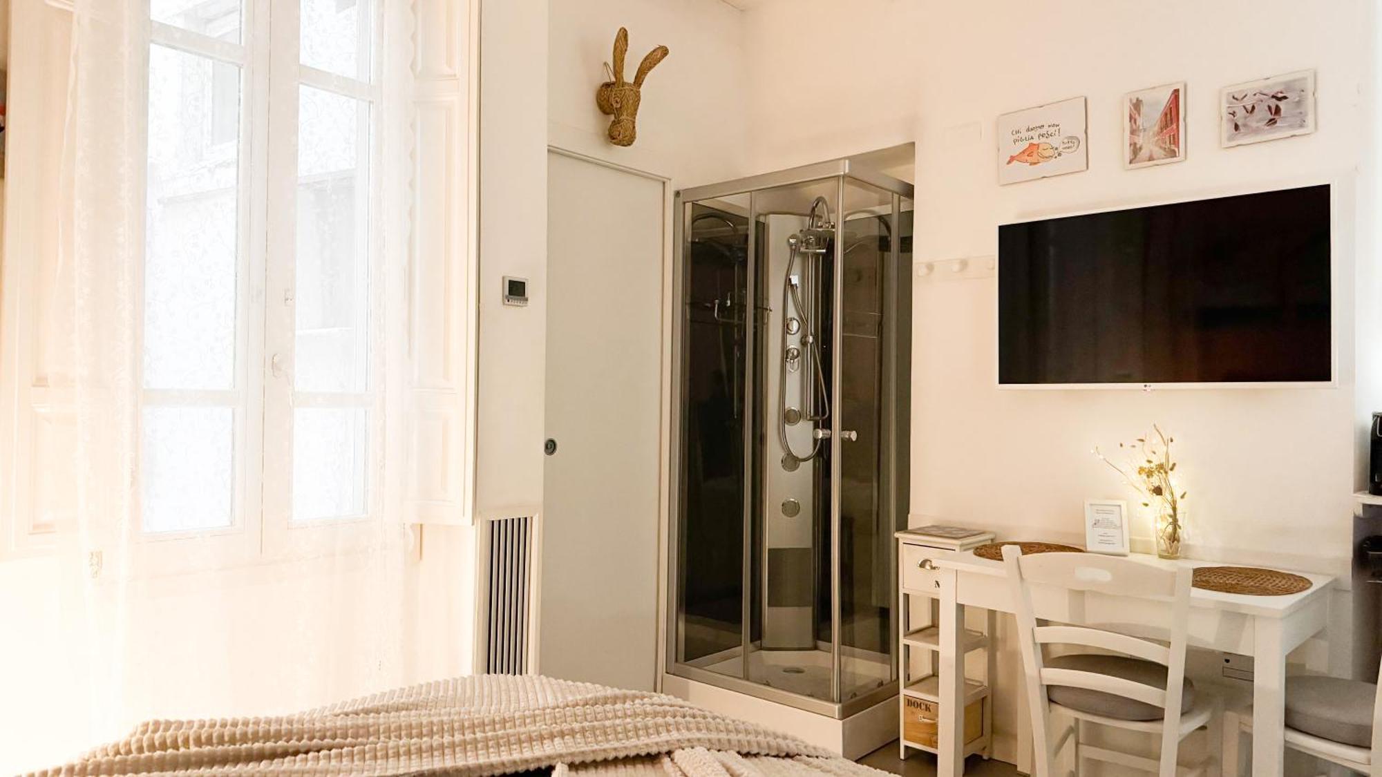 Zenflamingo Mini Monolocale Apartment Cagliari Luaran gambar